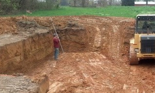Выкопать котлован под фундамент в таре - от 2567 руб. | 2Землекопа-Тар